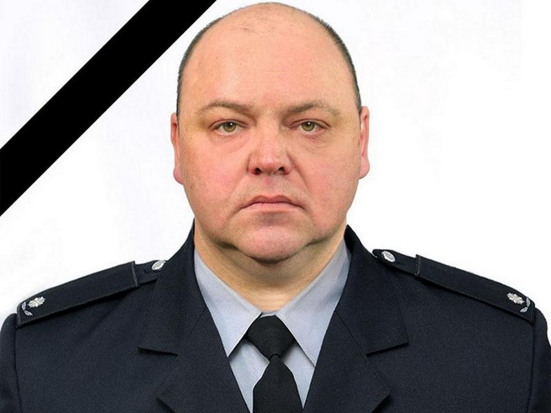 Спасал дочь из тонущего авто: в Донецкой области трагически погиб полицейский (фото)