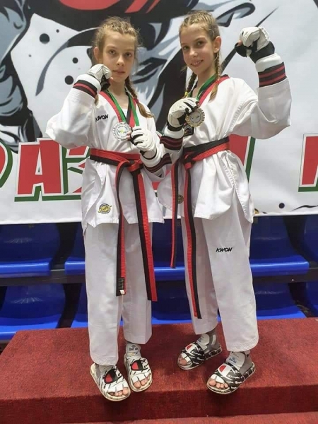 Юные одесские тхэквондисты насобирали медалей на всеукраинском чемпионате 