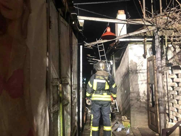 В Одессе произошел пожар в частном секторе: погибла женщина. Фото