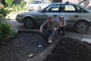 За мини-сад и ремонт подъезда: в Одессе женщина подала в суд на соседа