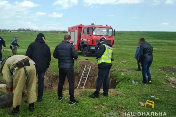 В колодце Одесской области нашли четыре трупа: фото с места трагедии