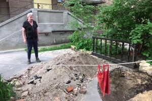 За мини-сад и ремонт подъезда: в Одессе женщина подала в суд на соседа