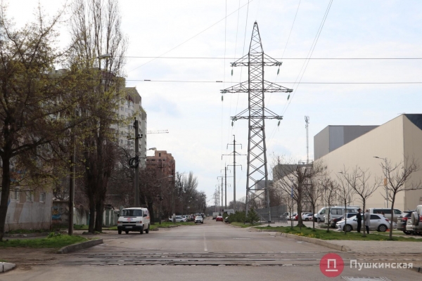 В Одессе за 50 миллионов хотят проложить новый путь с Люстдорфской дороги в район Малиновского рынка. Фото