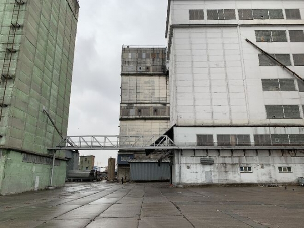 
                                                                        Комбикормовый завод на столичном Подоле пустят с молотка за 130 млн грн
                                                                                                                                                                                                                    