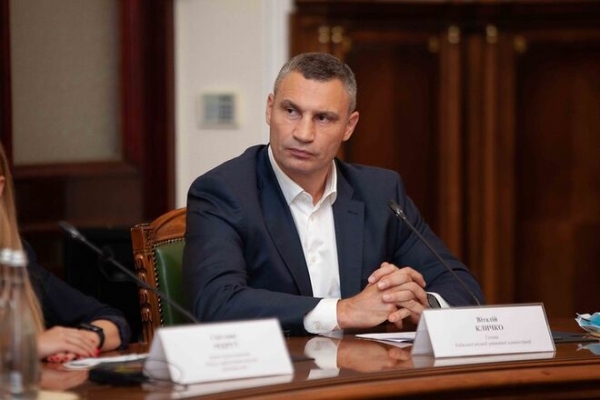 
                                                                        "Такого не было даже при Януковиче": Кличко резко отреагировал на обыски в КГГА
                                                                                                                                                                                                                    