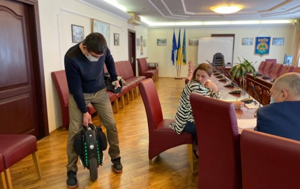 В метрополитене объяснили, как провозить самокаты и велосипеды