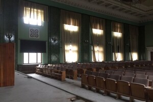 Спустя семь лет после трагедии: в Доме профсоюзов сдают в аренду помещения