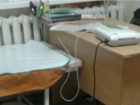 Травматологу зламали ребро, терапевту вибили зуби: на Харківщині п'яна компанія побила лікарів прямо в лікарні