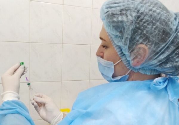 В школе и торговых центрах: где в Одессе будут вакцинировать на этих выходных