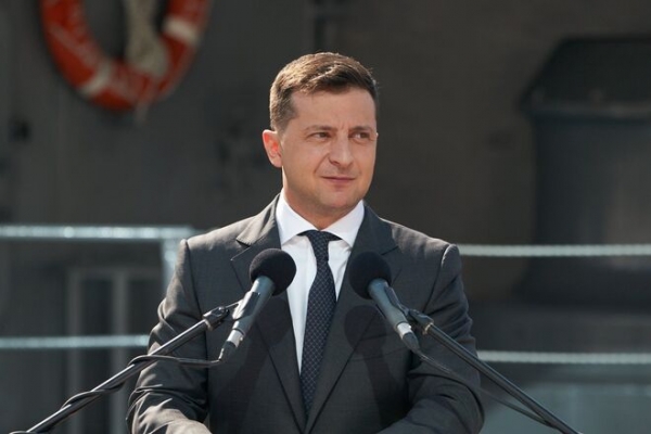 
                                                                        Зеленский опроверг свое же вранье про Медведчука, – блогер
                                                                                                                                                                                                                    