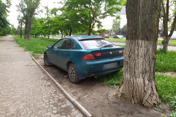 Найдут чем удивить: свежая фотоподборка наглых водителей в Одессе
