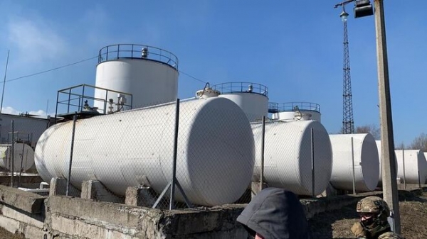 
                                                                        Дело Glusco. Суд арестовал корпоративные права 28 компаний на 700 млн грн
                                                                                                                                                                                                                    