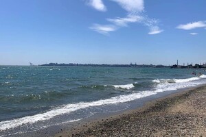 Укромное местечко: прогулка на пляж "Зерновой" в Одессе 