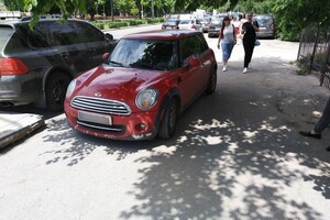 Найдут чем удивить: свежая фотоподборка наглых водителей в Одессе