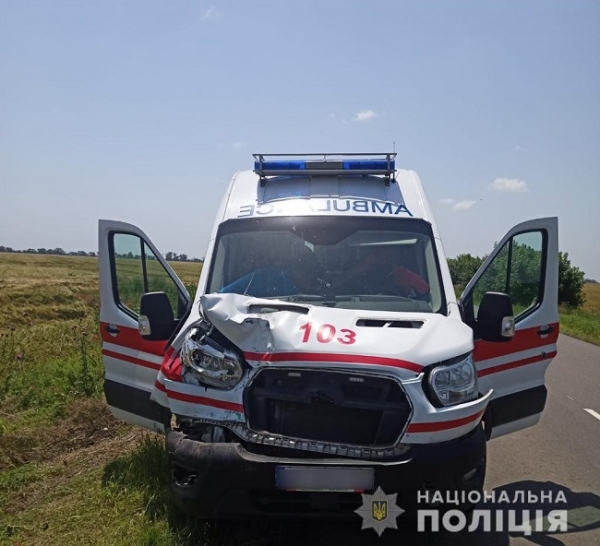 В Измаильском районе скорая столкнулась с автомобителем морской охраны — пострадал младенец