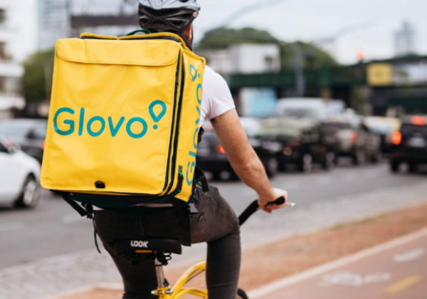 Для ночных гурманов: Glovo заработал круглосуточно в пяти городах Украины