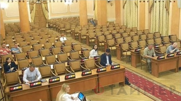 Комиссия по этике Одесского горсовета отказалась наказывать трухановцев за угрозы шарийцу