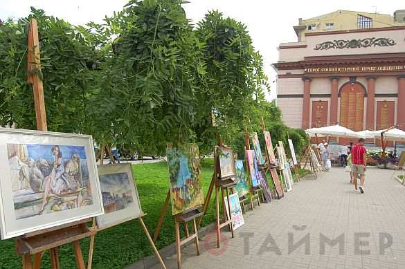 Одесские художники показали выставку «Франция в моём сердце»