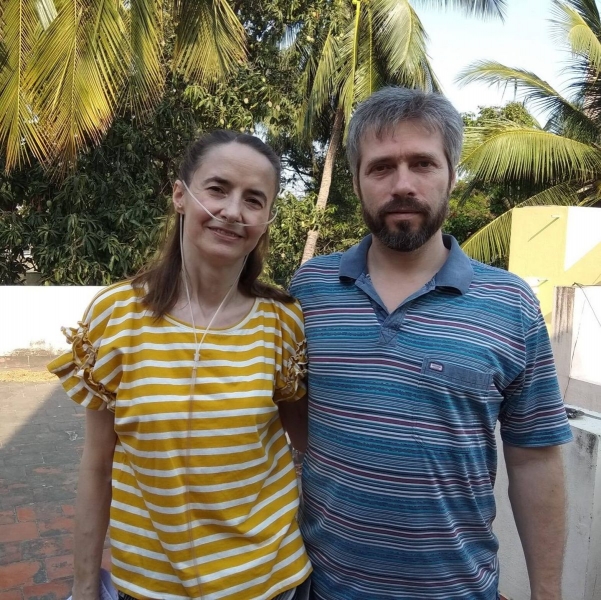 «Я не знімаю кисневої маски, навіть коли їм чи приймаю душ, бо живу фактично без легень»
