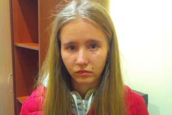 Второй побег за месяц: под Одессой ищут 17-летнюю девушку
