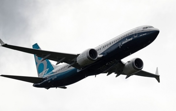 Около 2,5 тыс. самолетов Boeing 737 проверят на неисправность