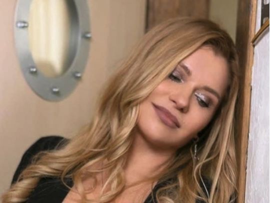 Будь собою: «Чарівна Таюне» розповіла, як Олег Винник допоміг їй почати сольну кар'єру