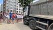
                                                                        Застройщик столичного ЖК изменил генплан, чтобы поставить возле детсада мойку: жители домов вышли на протест
                                                                                                                                                                                                                    