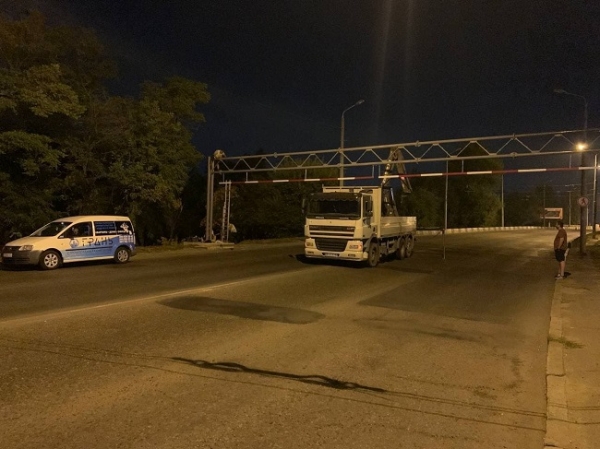 На Ивановском мосту появилась ловушка для грузовиков