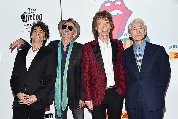 Помер легендарний барабанщик Rolling Stones Чарлі Воттс