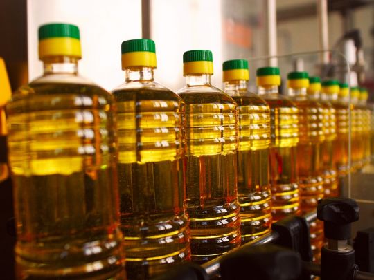 Різке зростання цін на олію: оприлюднили реальну вартість продукту в Україні