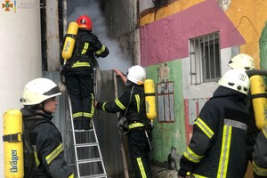 Непростые выходные: в Одессе горели четырнадцатиэтажка и отель