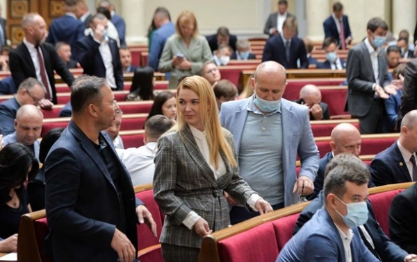 Рада призывает не признавать выборы в Госдуму РФ