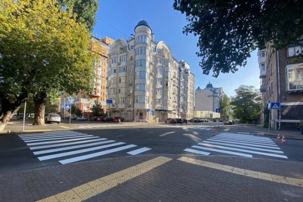 
                                                                        В Киеве обжаловали платные парковки вдоль дорог
                                                                                                                                                                                                                    