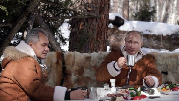 В тайгу с Шойгу. Как отдыхает ПутинСюжет