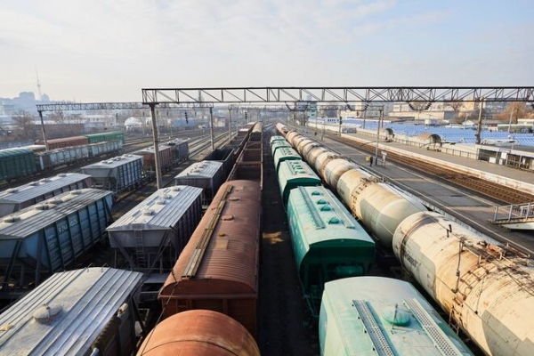 
                                                                        Укрзализныце выписали штрафов почти на 400 млн грн за перебои с доставкой грузов
                                                                                                                                                                                                                    