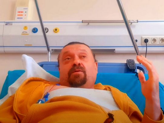 «Почав дзвонити, а він не відповідає»: художник Поярков потрапив у реанімацію