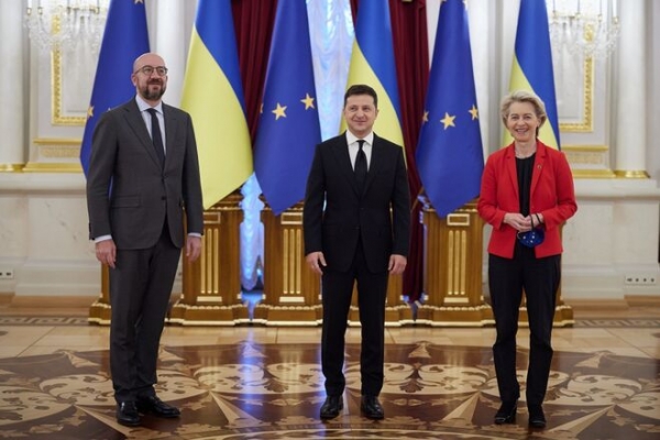 
                                                                        В Киеве стартовал саммит Украина-ЕС: какие соглашения ожидаются
                                                                                                                                                                                                                    