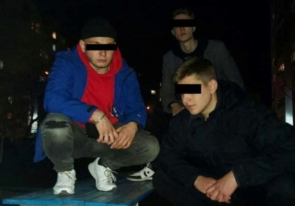 В Чернигове подростки напали на полицейских в магазине: одного забили до смерти