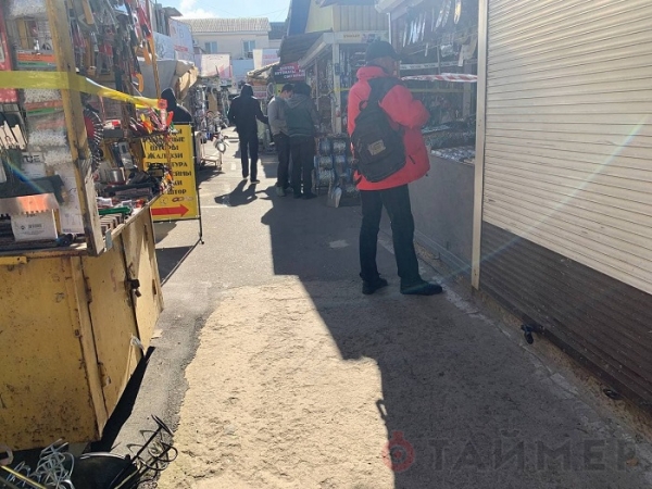«Красная» зона в Одессе: на промрынках в целом соблюдают ограничения, а в транспорте нет