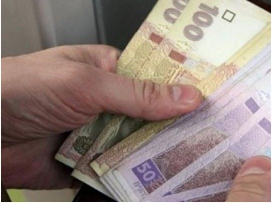 7 тисяч пенсії: кого стосується та які умови потрібно виконати