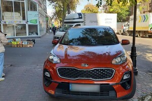 Не перестают удивлять: свежая фотоподборка наглых водителей в Одессе