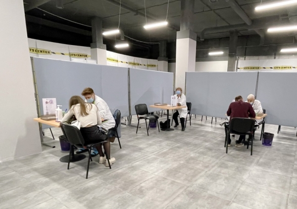 Почти 165 тысяч одесситов полностью вакцинировались от коронавируса 