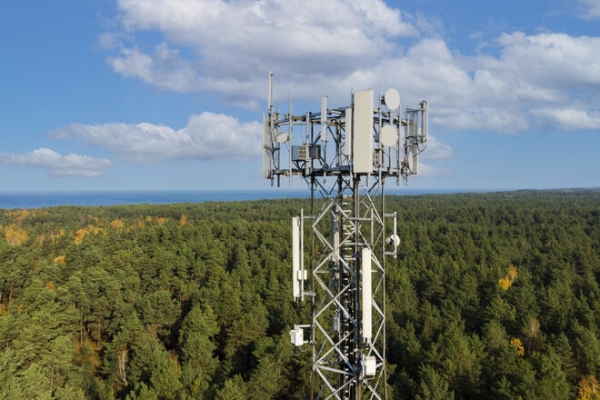 
                                                                        Стало известно, где и когда появится первая 5G-связь в Украине
                                                                                                                                                                                                                    