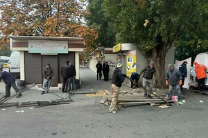Новый рейд: напротив "Южного" рынка в Одессе разогнали стихийных торговцев