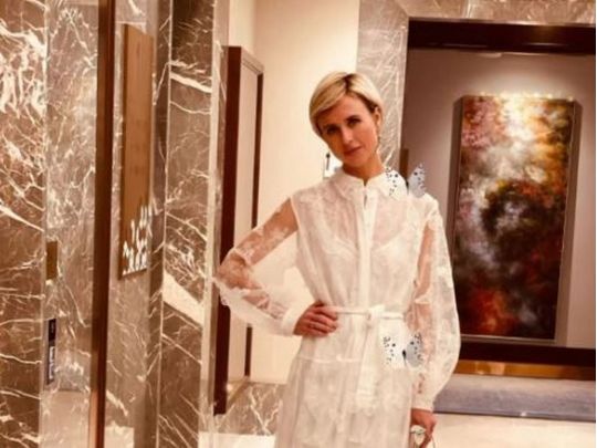 Прилучний зважився? «Татусева донька» Карпович зачарувала шанувальників знімком у сукні нареченої