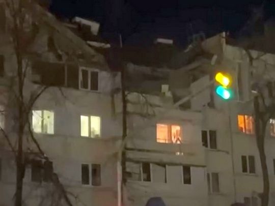 У Росії стався вибух у житловому будинку: обвалився дах і два верхніх поверхи