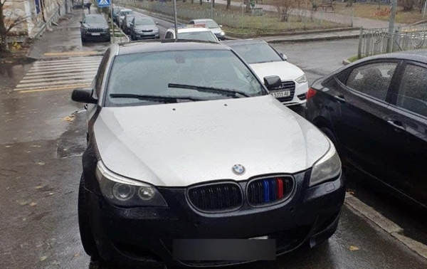 В Киеве на мосту Патона из авто стреляли в воздух