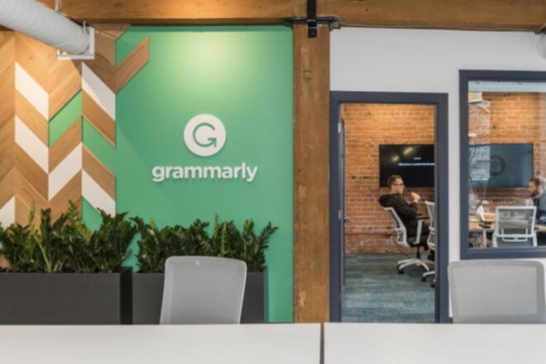 
                                                                        Forbes назвал основателей Grammarly долларовыми миллиардерами: в компании опровергли
                                                                                                                                                                                                                    