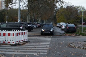 Наплевать на пешеходов: свежая фотоподборка наглых водителей в Одессе