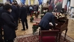 
                                                                        В Киеве проходит церемония прощания с бывшим мэром Омельченко: фото
                                                                                                                                                                                                                    